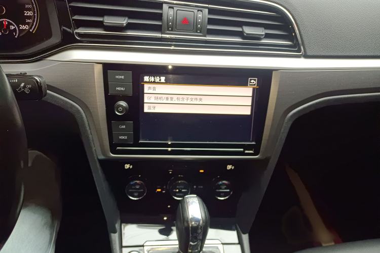 Used Volkswagen Lamando 2019 280TSI DSG Comfort Edition China VI standard
