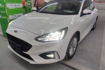 Used Ford Focus 2020 Sedan 1.5L Automatic Sharp Edition