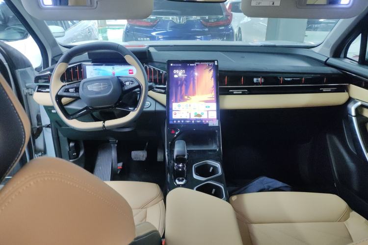 Used Geely Auto FX11 2023 1.5TD DCT Prestige Edition
