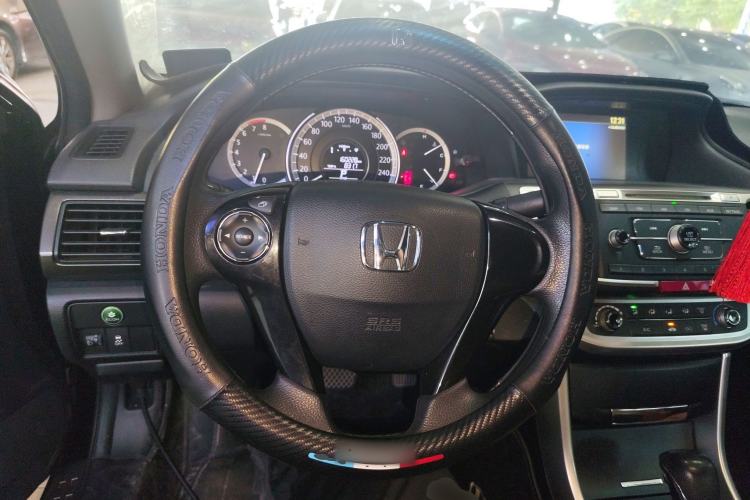 Used Honda Accord 2015 2.0L LX Comfort Edition
