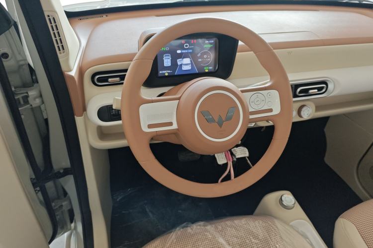 Used Wuling Hongguang MINIEV 2024 3rd Generation 215km Youth Edition