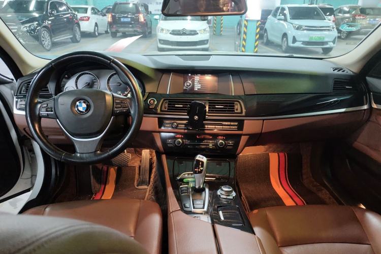 Used BMW 5 Series 2017 520Li Elegant Edition
