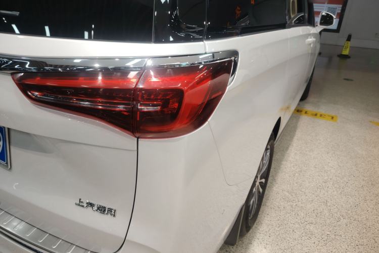 Used Buick GL8 2023 ES Lu Zun Deluxe Model
