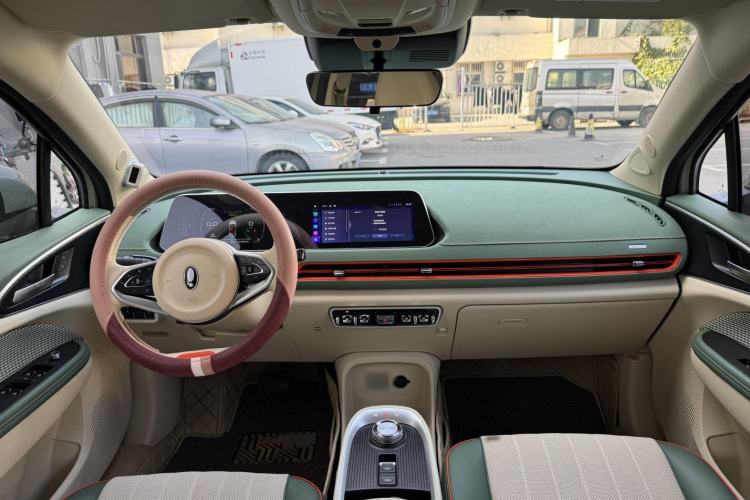 Used ORA Good Cat 2022 Morandi Edition 400km Standard Range Premium Version Lithium-Ion Battery
