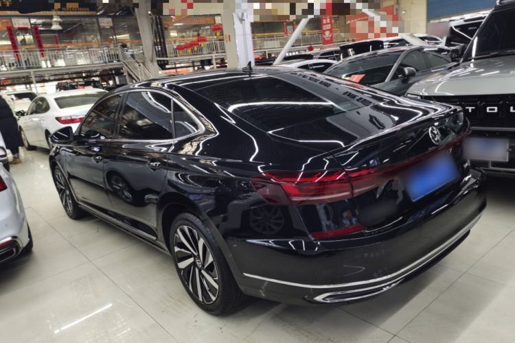 Used Volkswagen Passat 2023 Revised 330TSI Elite Edition
