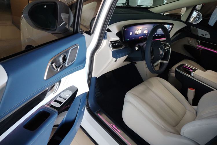 Used Buick Century 2023 2.0T Seven-Seater Yinshi Edition
