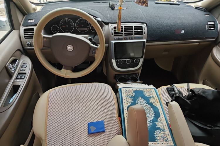 Used Buick GL8 2014 2.4L Classic Edition