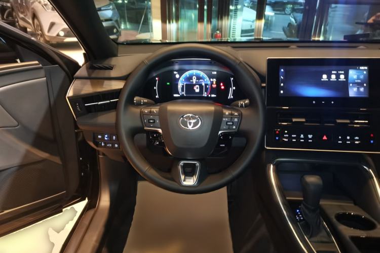 Used Toyota Avalon 2024 2.0L Ambition Edition