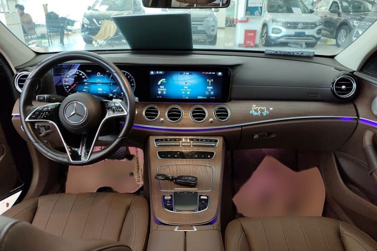 Used Mercedes-Benz E-Class New Energy 2022 Restyled E 350 e L Plug-in Hybrid Sedan
