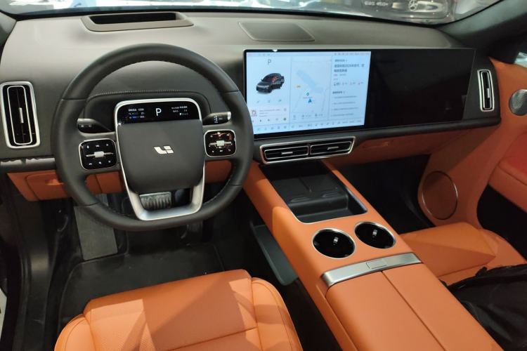 Used Li Auto L7 2025 Pro Smart Refresh Edition
