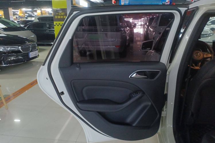 Used Mercedes-Benz B-Class 2018 B 200 Fashion Model
