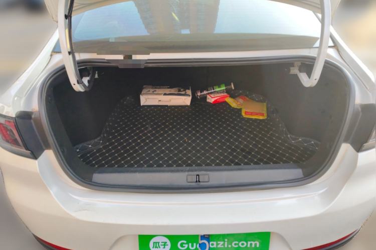 Used Peugeot 308 2016 1.6L Automatic Fashion Edition