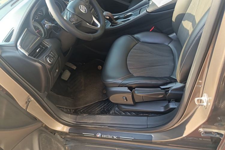 Used Buick Envision 2017 20T Two-Wheel Drive Leading Version
