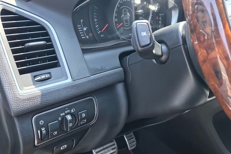 Used Volvo XC60 2017 T5 Smart Upgrade Edition
