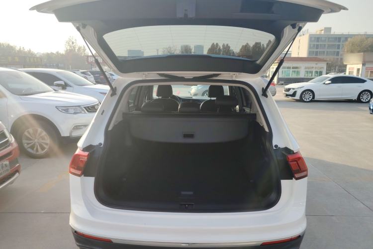 Used Volkswagen Tiguan L 2018 280TSI Automatic Two-Wheel Drive Comfort Edition
