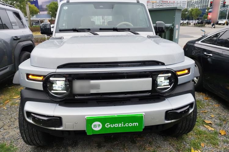 Used iCAR V23 2025 401 Two-Wheel Drive Intelligent Driving Version
