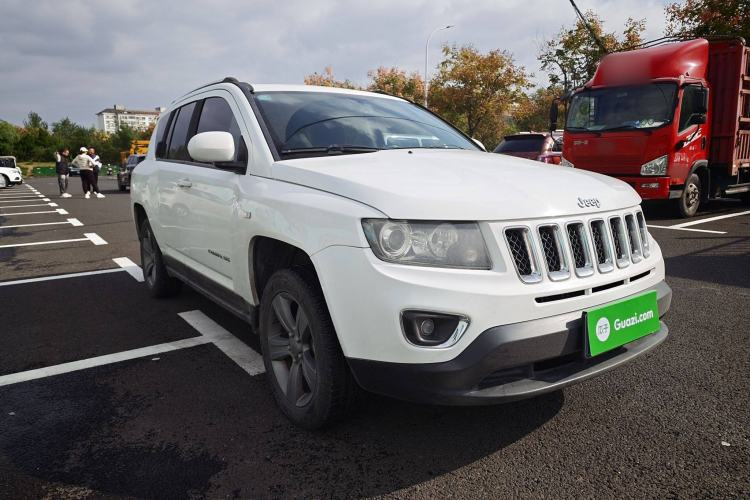 Used  Compass 2014 Revised Version 2.4L Four-Wheel Drive Comfort Edition