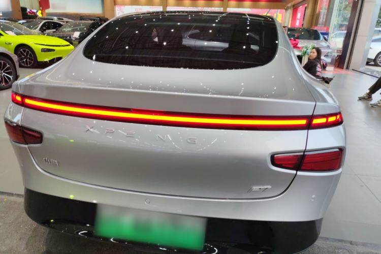 Used XPeng P7 2023 P7i 702 Pro
