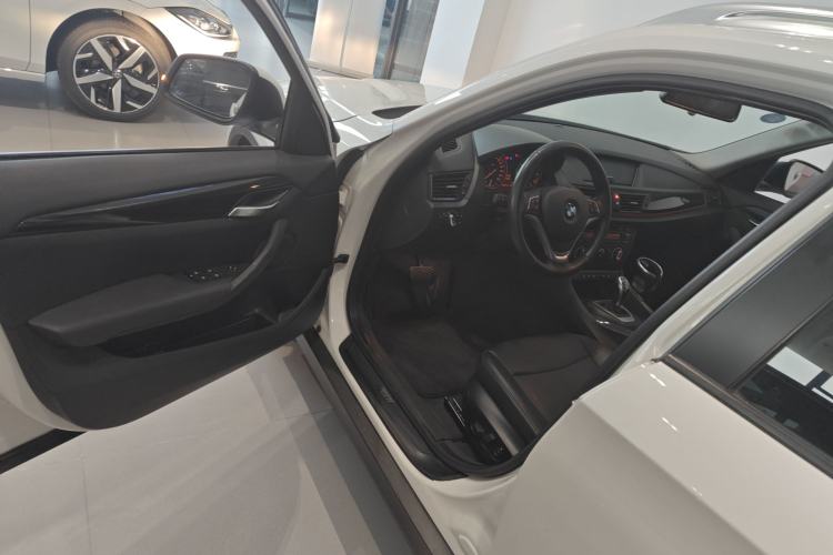 Used BMW X1 2015 sDrive18i Fashion Upgrade Edition
