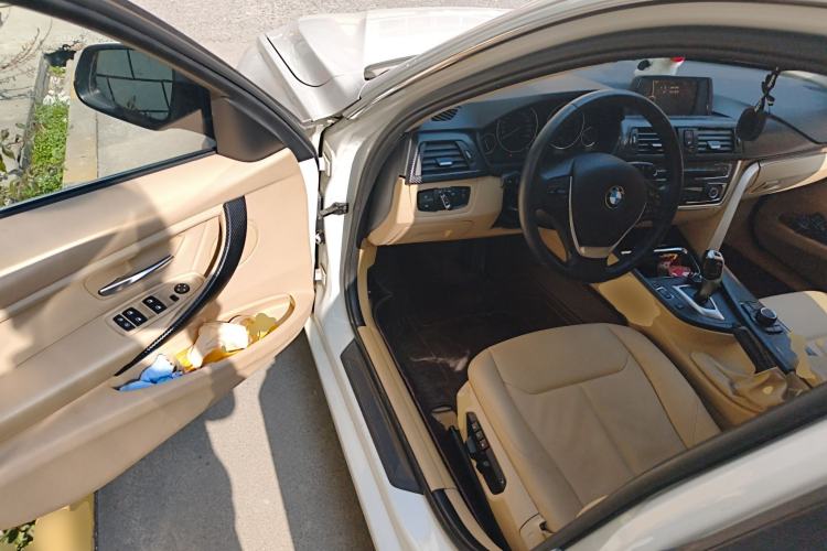 Used BMW 3 Series 2014 320Li Fashion Model
