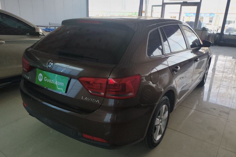 Used Volkswagen Lavida 2013 Revised Classic 1.6L Automatic Fashion Edition
