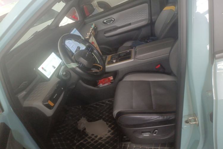 Used AION Y 2022 70 Tech Edition Lithium Iron Phosphate
