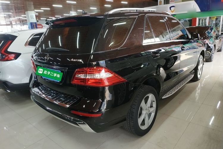 Used Mercedes-Benz M-Class 2014 ML 400 4MATIC Dynamic Model
