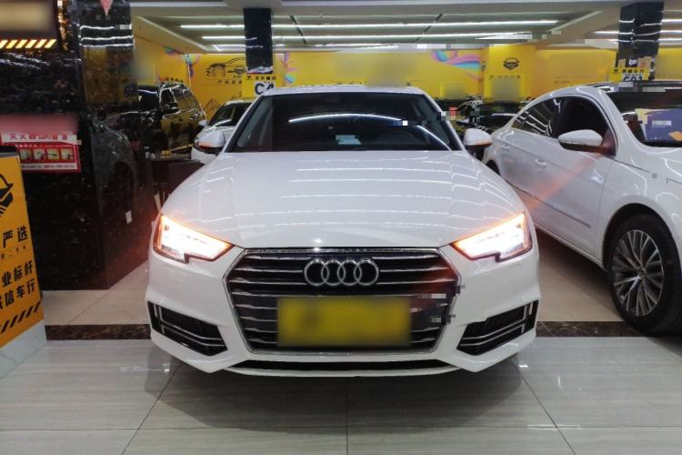 Used Audi A4L 2019 40 TFSI Ambition China VI