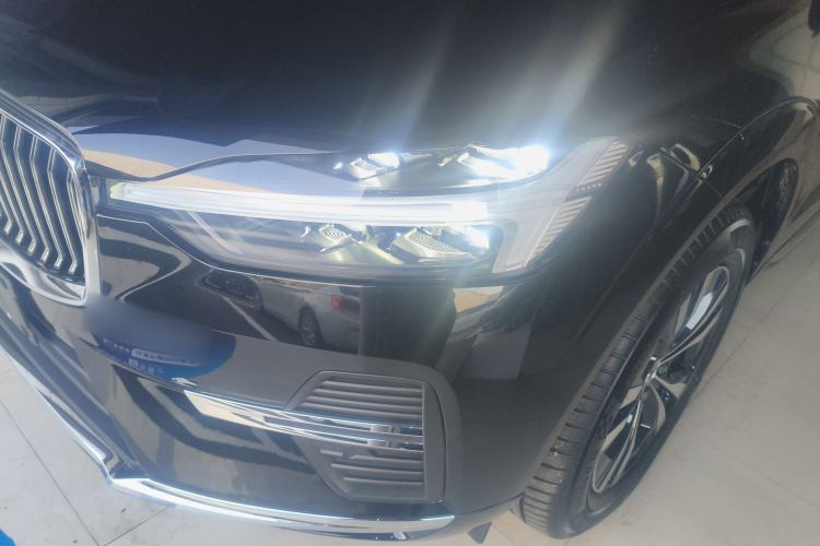 Used Volvo XC60 2024 B5 4x4 Smart Luxury Edition
