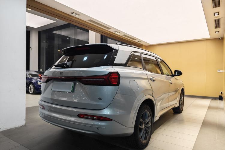 Used  E5 2023 1.5L DE-i 100KM Comfort Edition 7-Seater
