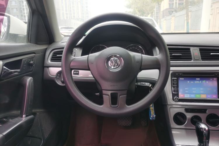 Used Volkswagen Gran Lavida 2013 1.6L Automatic Comfort Model
