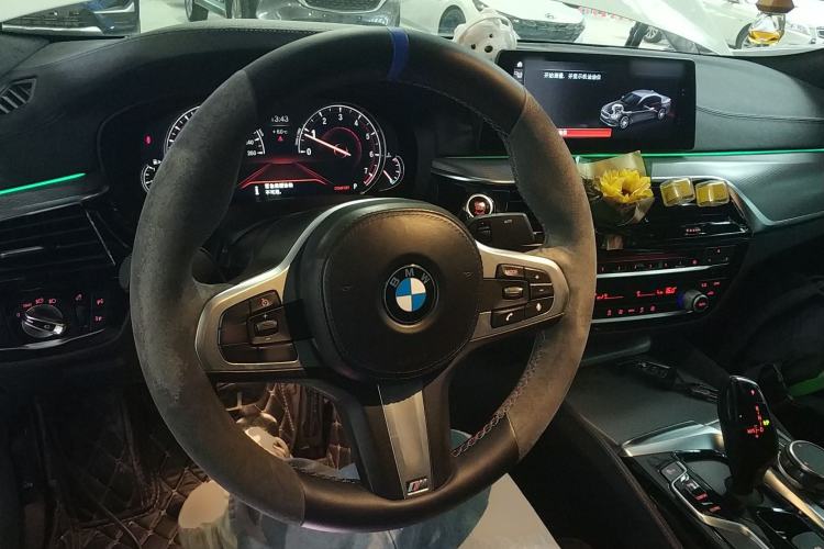 Used BMW 5 Series (Import) 2018 525i M Sport Package