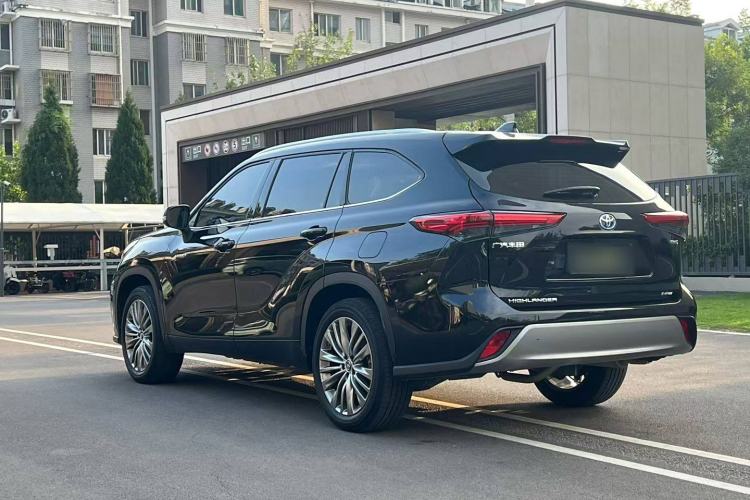 Used Toyota Highlander 2023 2.5L Smart Electric Hybrid Dual-Motor All-Wheel-Drive Luxury 7-Seater
