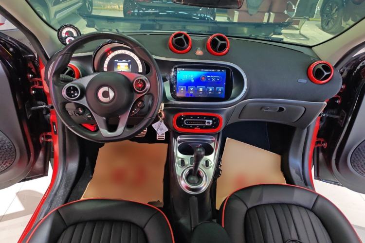 Used  forfour 2016 1.0L 52 kW Passion Edition
