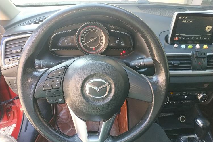 Used Mazda Mazda 3 Axela 2014 Sedan 1.5L Automatic Luxury Model
