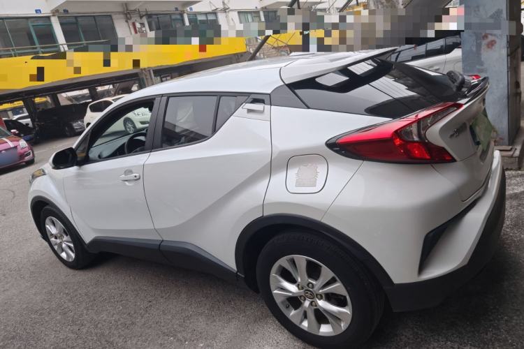 Used Toyota IZOA 2021 2.0L Enjoy Edition
