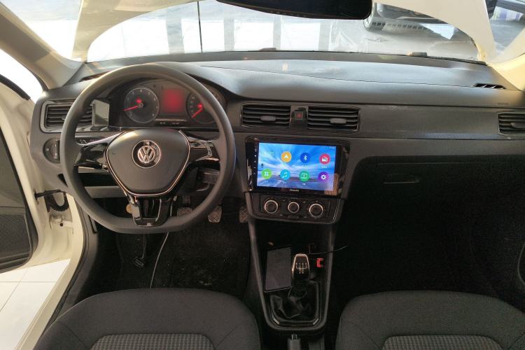 Used Volkswagen Santana 2016 1.6L Manual Fashion Edition
