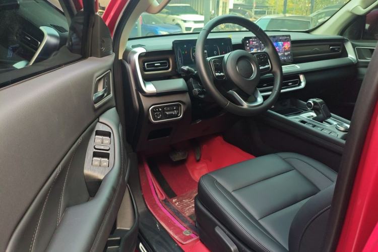 Used Great Wall Poer 2024 2.4T Passenger Version Automatic Diesel 4x4 Comfort Trim
