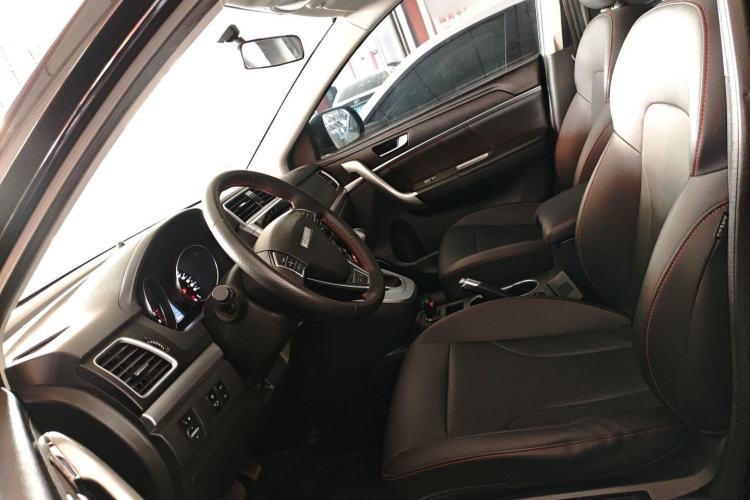 Used Haval M6 2019 1.5T DCT Two-Wheel Drive Elite Version China V Standard
