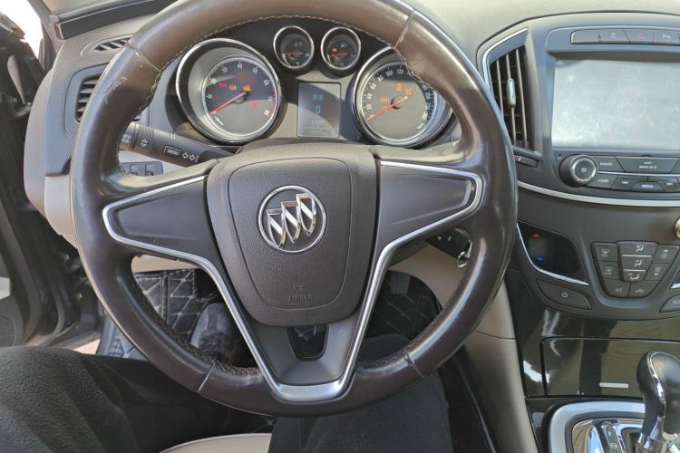 Used Buick Regal 2015 2.0L Leading Fashion Edition
