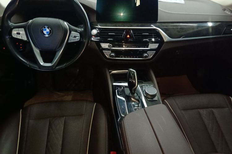 Used BMW 5 Series 2022 Restyled 525Li Luxury Package