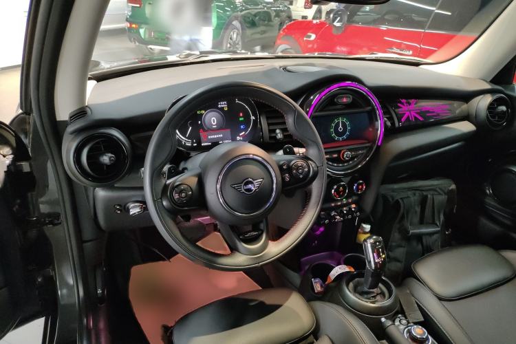 Used  MINI 2021 2.0T COOPER S Classic Edition
