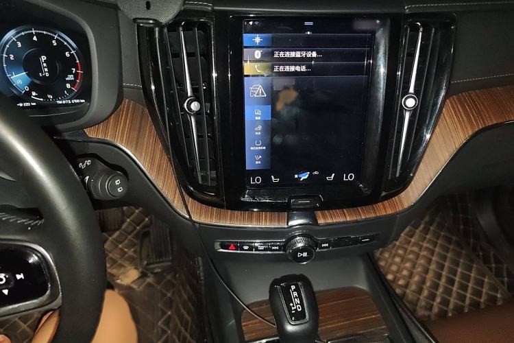 Used Volvo XC60 2021 T5 4x4 Smart Luxury Edition
