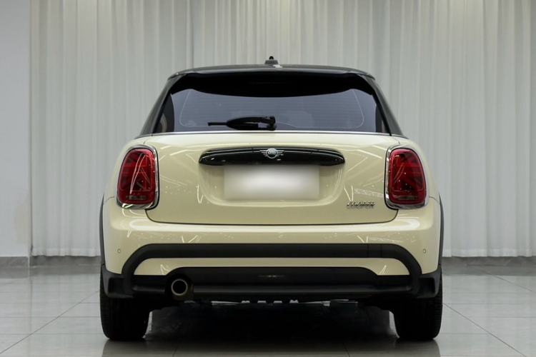 Used  MINI 2022 Updated 1.5T COOPER Classic Edition Five-Door Version

