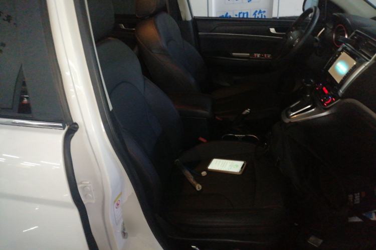 Used Haval H6 2015 Sport Edition 1.5T Automatic Two-Wheel Drive Luxury Model
