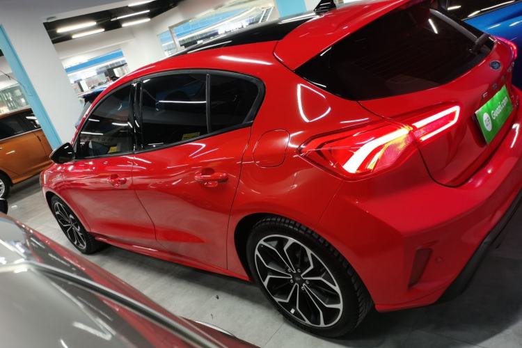 Used Ford Focus 2021 Hatchback EcoBoost 180 Automatic ST Line
