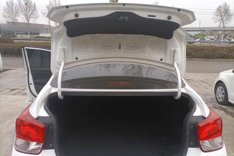 Used Hyundai Verna 2017 1.4L Manual Refreshed Version China VI Standard