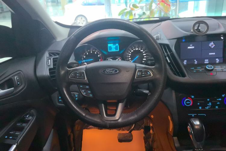 Used Ford Kuga 2019 EcoBoost 180 Two-Wheel-Drive Platinum Edition China VI Standard
