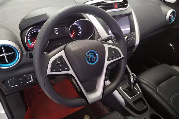 Used BYD Yuan New Energy 2019 EV360 Smart Connect Leading Model
