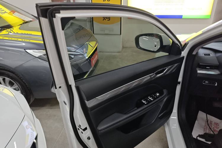 Used Geely Auto Emgrand L HiP 2024 Longteng Edition 1.5TD-DHT Pro 100KM Superior Model
